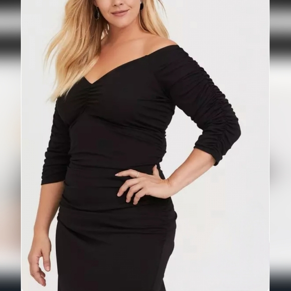 NWT Torrid Black Maxi Jersey Off Shoulder Dress Size 1X - Picture 12 of 12